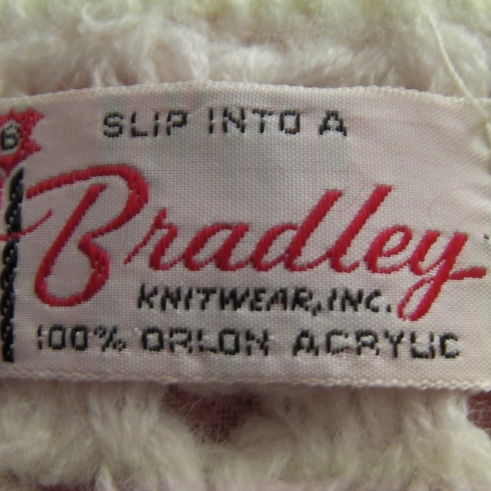 Ladies ‘Bradley’, Knitwear Sleeveless Vest